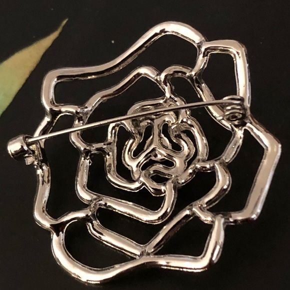 Camellia Flower Rhinestone Brooch, 2”, NWOT - Picture 8 of 12